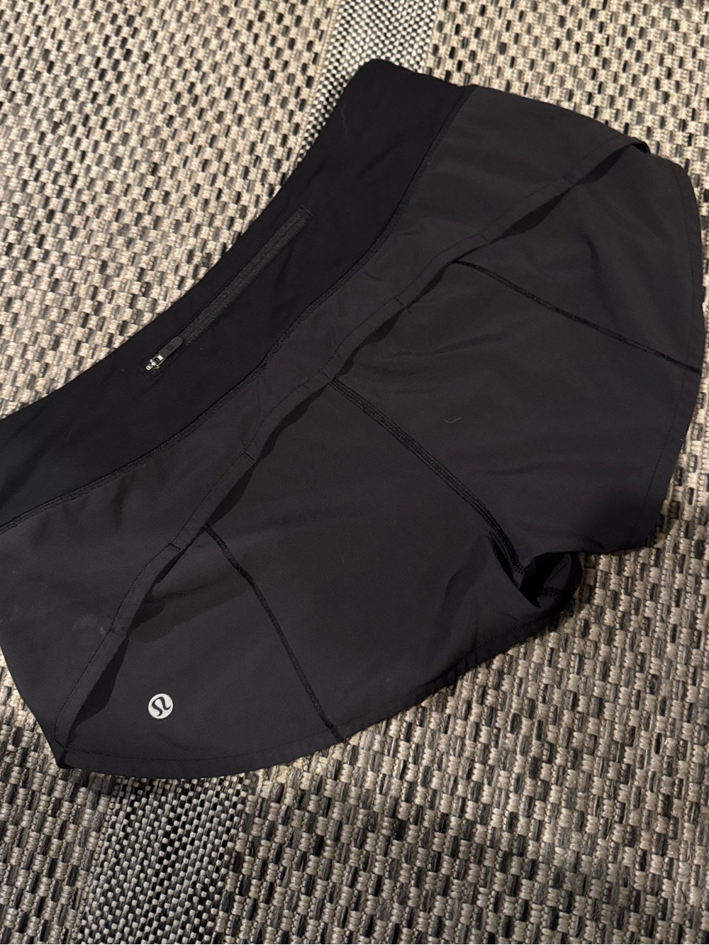 Lululemon Speed Up 2 1/2” running shorts - Picture 7 of 12